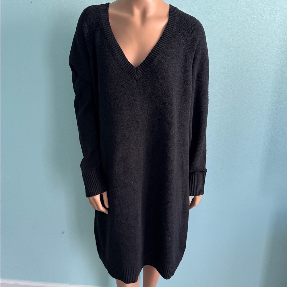 NWT! Old Navy Black V-Neck Sweater Dress size XL